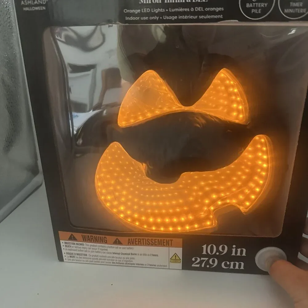 Ashland Halloween LED Infinity Mirror Pumpkin Jack O Lantern Light Up NEW